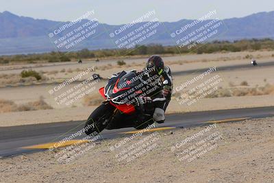 media/Dec-17-2022-SoCal Trackdays (Sat) [[224abd9271]]/Turn 9 Inside (1pm)/